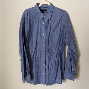 Banana Republic Chambray Blue Button-Down Shirt
